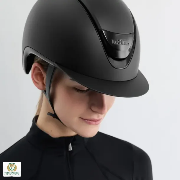 LeMieux Verv Competition Helmet � Nu i butikken
